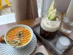 -Mark&Mars Restaurant