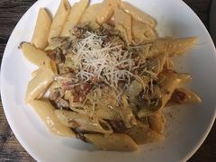 -HIGH FIVE哈福手工汉堡(桂林路店)