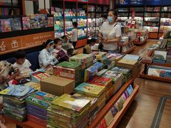 -西西弗书店&矢量咖啡(凯德晶萃广场店)