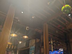 -老牌坊云南鱼豆花火锅(爱建店)