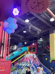 -欧酷世界动力星球(王府井奥莱UP TOWN店)