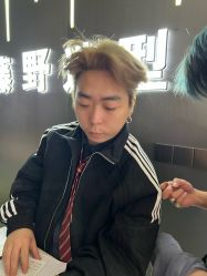 -藤野造型烫发染发