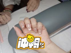 -UGIRL有个美甲