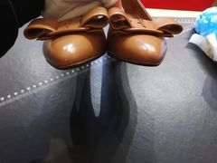 -爱革·奢品·鞋包·衣物·家居(博荟广场店)