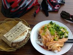 -吕家米皮