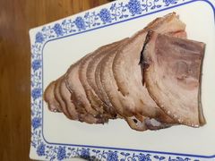 -老天桥酱肉烧饼夹肘子(天桥店)