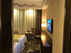 -金皇国际大酒店(桂林两江四湖火车站店)