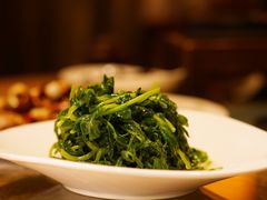 清炒豌豆尖-新东方千禧大酒店-逸品轩中餐厅