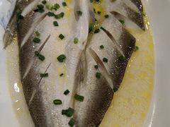 -品鲜村农家菜·阳澄湖大闸蟹(总店)