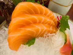 顶级三文鱼刺身-饭町二郎日式综合茶餐(中安广场店)
