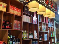 -果松木炭酸菜铜火锅·外婆参鸡汤