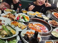-梨花自助烤肉(西三旗万象汇黑金店)