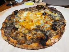松露披萨-Mercato莫卡多露台餐厅与酒吧(K11店)
