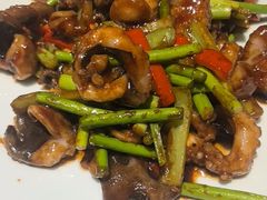 -大胡同天津菜·海肠捞饭·津门皮皮虾锅贴一绝(西姜井店)