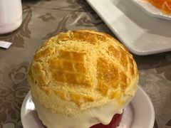 酥皮红豆焗羊奶-新兴家喻酒家·羊城名宴(昌岗店)