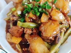 芸豆土豆炖排骨-方城小吃店