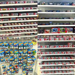 -玩动奇季品牌玩具超市
