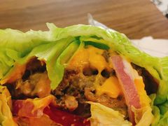 轻食纯手工牛肉堡-牛纽塔·牛人堡(群众路店)