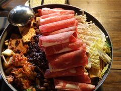 部队锅-MI WU FACTORY米屋美食工厂餐厅(绿地店)