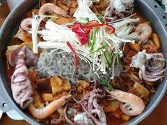 -亲昵春川鸡排(韩国美食街店)