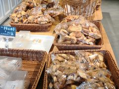 -玥儿弯弯手作烘焙(中海国际社区御城店)