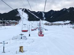 -丝绸之路山地度假区滑雪场