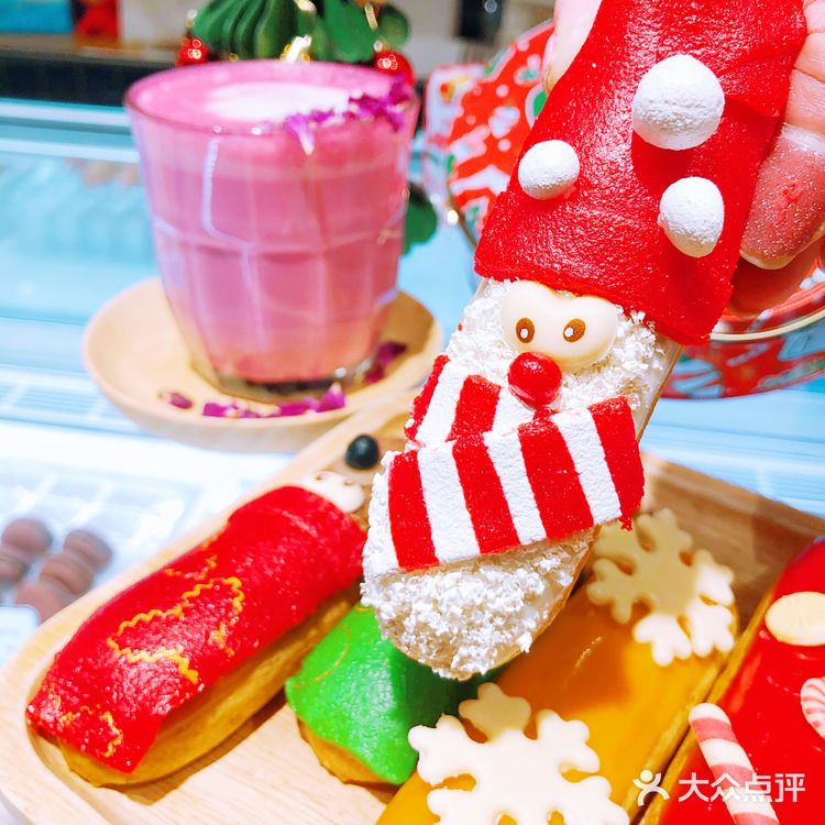 来自法国宝藏圣诞限定款泡芙VS你值得拥有🎄🤶[礼花][礼花][礼花]