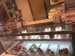 -花花卷卷·鲜食蛋糕(静安久光百货店)
