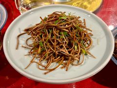 香椿苗拌豆腐丝-那家小馆•北京菜•烤鸭(中关村店)