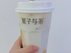 北海道牛乳-叶子与茶(苏宁广场店)