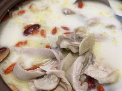 -15年老字号鑫鑫猪肚鸡·椰子鸡海南火锅(兴隆华侨农场店)