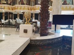 -碧中海汤泉汗蒸酒店