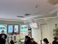 -雏芽婴幼儿游泳·小美医生小儿推拿(西村店)