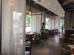 -小牛叔鲜切牛肉·火锅·烤肉自助(公济桥路店)