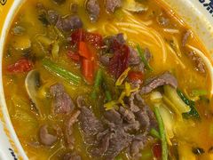 -粉小主·贵州酸汤牛肉粉(南京仙林金鹰店)