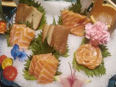 三文鱼刺身-享月汤皇·海鲜小火锅·聚会(曲江创意谷店)