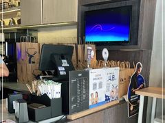 -瑞幸咖啡(鹏基商务时空大厦店)