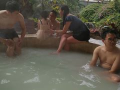 -盛泰恐龙谷温泉