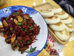 滚刀肉辣皮子夹馍-新疆巴州金丝特餐厅(大钟寺店)