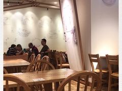 大堂-小满手工粉(上海品尊国际店)