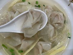 刀鱼小馄饨-老半斋(福州路店)