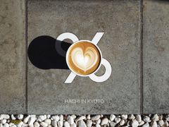 热的咖啡拿铁-% Arabica(京都东山店)