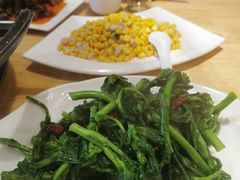 -兔行天下-鸿鹤鲜锅兔(中海国际店)