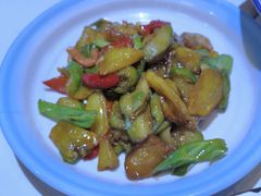 -雪乡人家东北菜·铁锅炖一切(高斯路店)