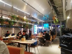 -老乡鸡(上海白玉兰广场店)