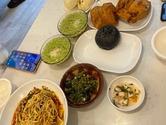 炸酱面-李与白包子铺(桐梓林店)
