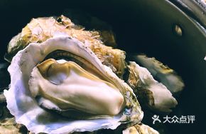 Garlic Steamed Oysters