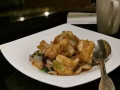 黑蒜大千爆虾球-北京四季酒店·采逸轩