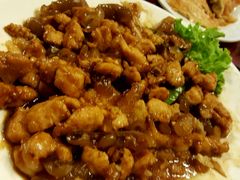 仔细看，全是海参的八珍豆腐-大眼锅贴水饺(河东店)