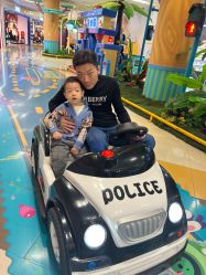 -纽西卡汽车小镇(大悦城店)